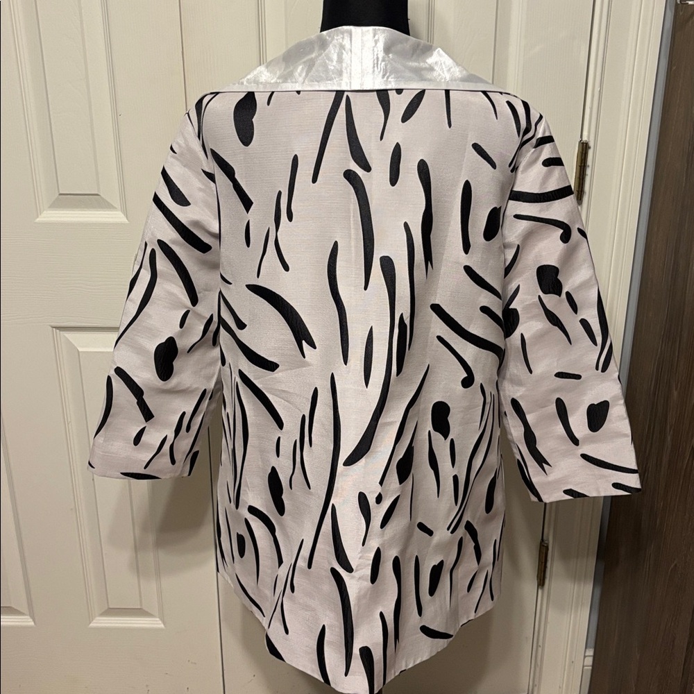 Grace Chuang New York Open Front Jacket - Picture 5 of 10